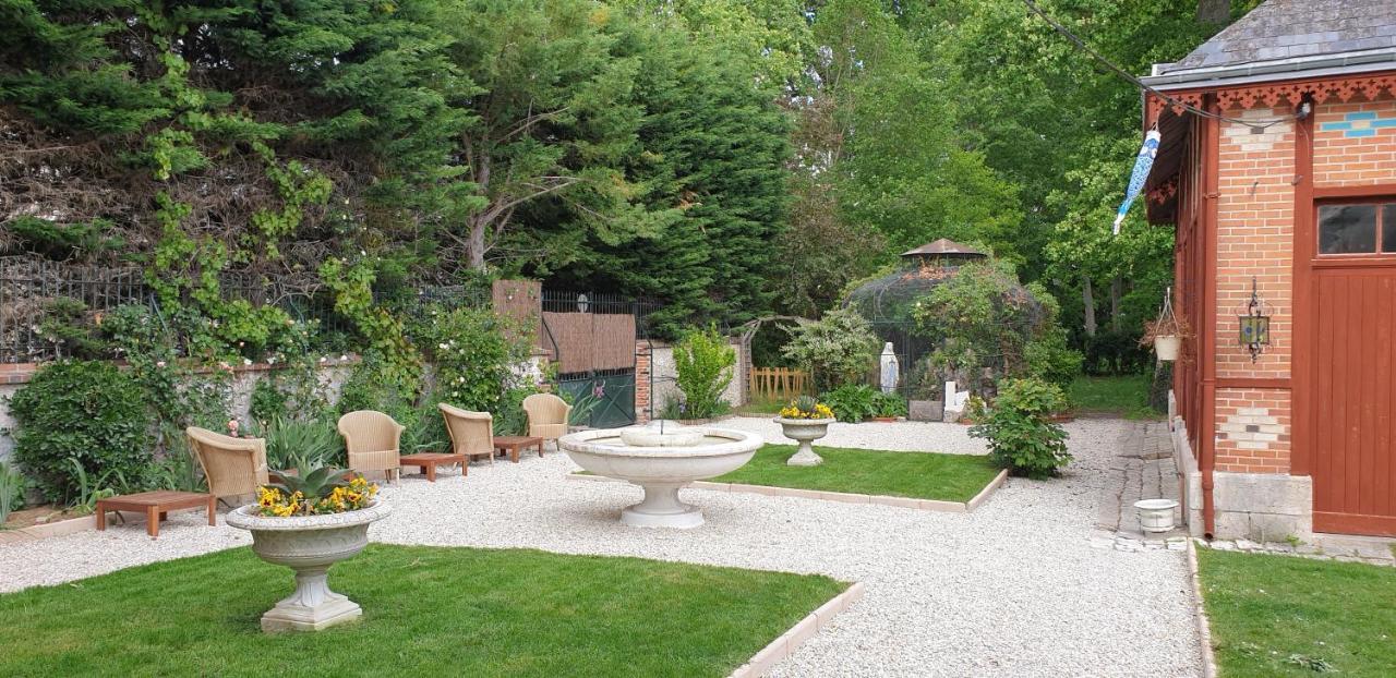 La Maison Leonard Blere Exterior foto